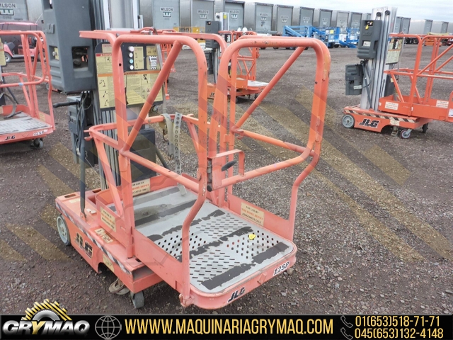 Elevador Personal JLG 12SP 2000