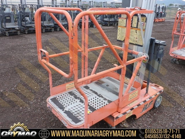 Elevador Personal JLG 12SP 2000