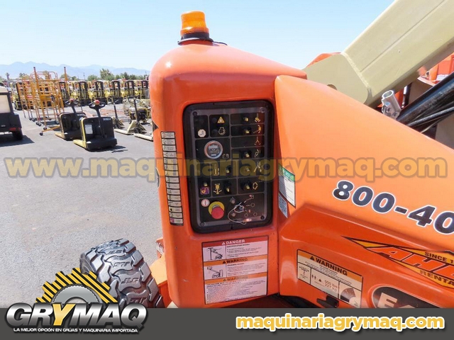 Elevador Articulado JLG E450AJ 2013