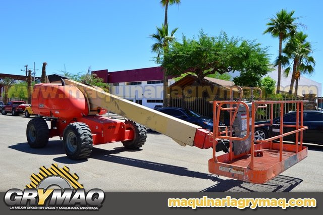 Elevador JLG 600S 4WD 2007