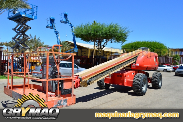 Elevador JLG 600S 4WD 2007