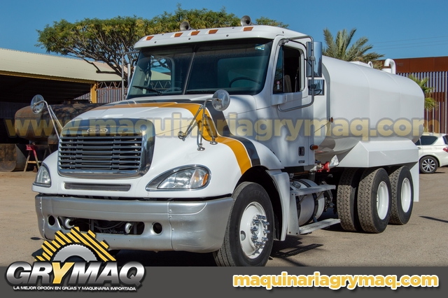 Camion Pipa de Agua 15,000 Lts Freightliner 2002