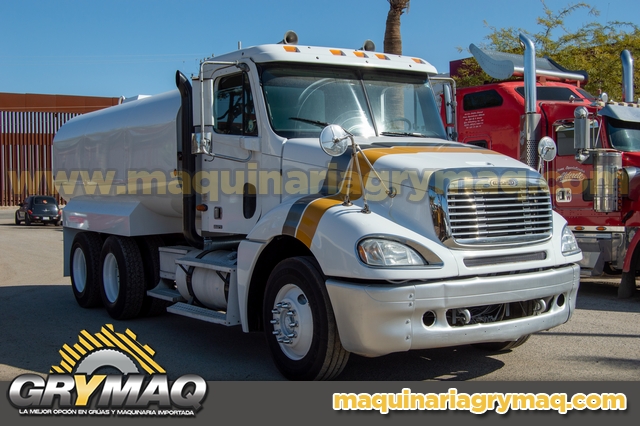 Camion Pipa de Agua 15,000 Lts Freightliner 2002