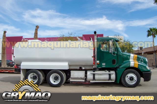 Camion Pipa de Agua 15,000 Lts Freightliner 2002