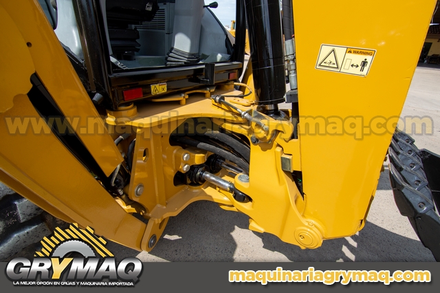 RETROEXCAVADORA 4×4 CAT 420F 2014