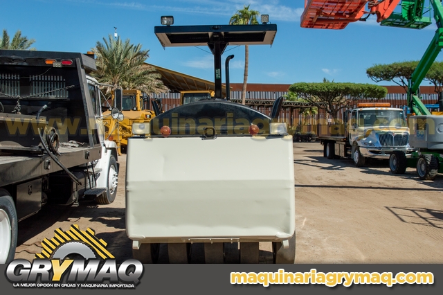 Compactador Bomag BW11R-H 2001