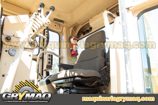 Motoconformadora CAT 140H VHP 1999