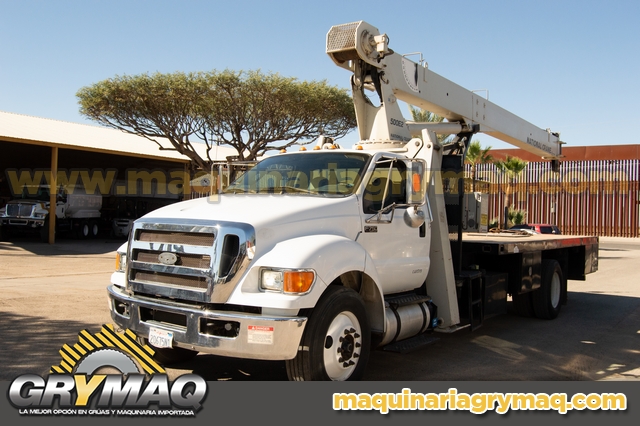 Grua Titan 18 Tons Camion Ford 2013