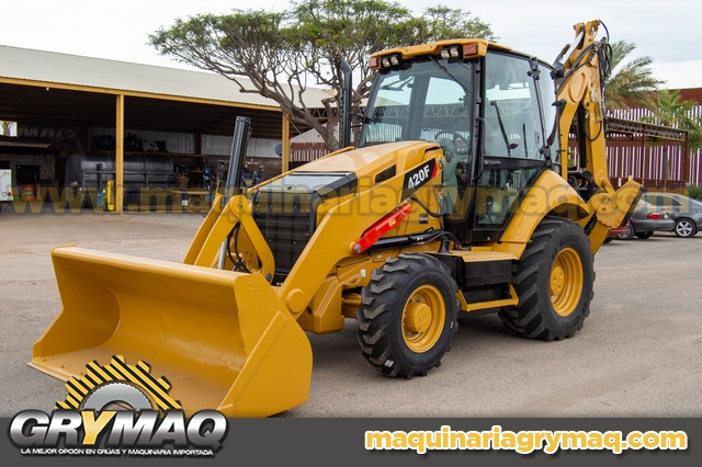 Retroexcavadora CAT 420F 2014