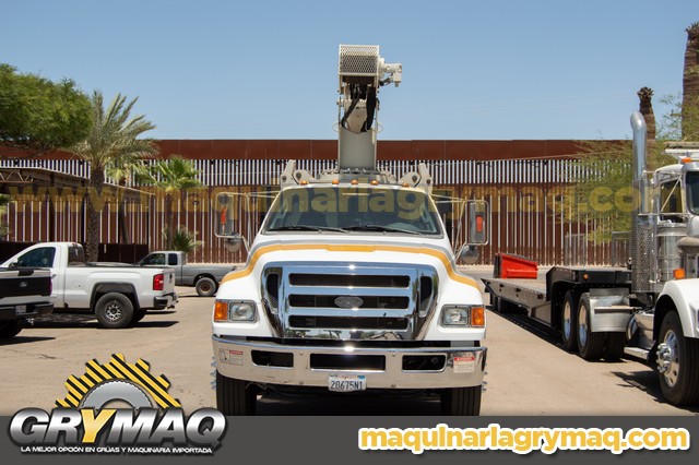 Grua Titan 18 Tons Camion Ford 2013