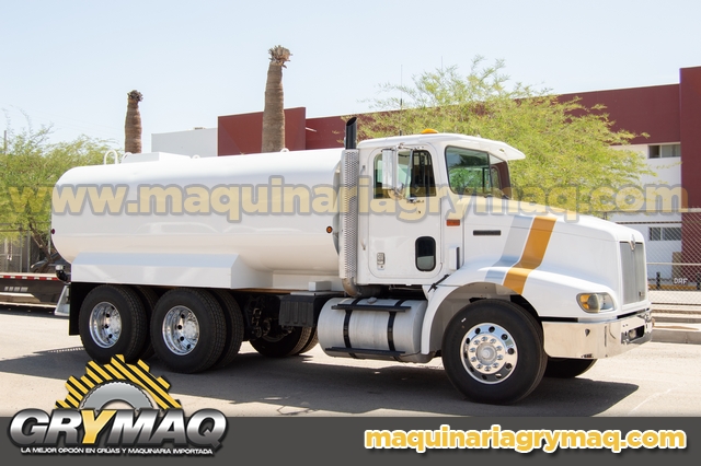 Camion Pipa de Agua 15,000 Lts International 1999