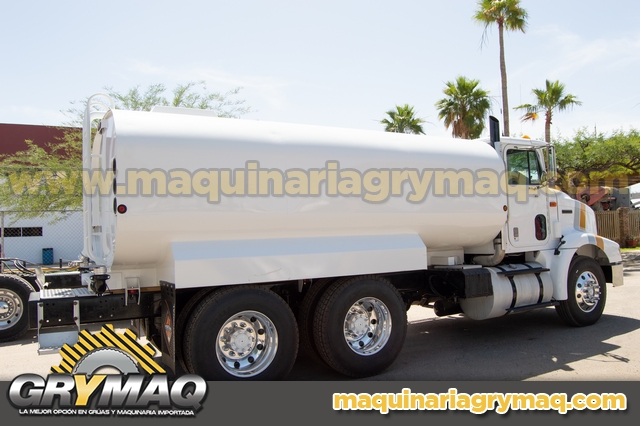 Camion Pipa de Agua 15,000 Lts International 1999