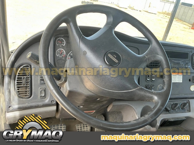 Grua Canastilla Freightliner 2015