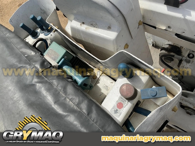 Grua Canastilla Freightliner 2015