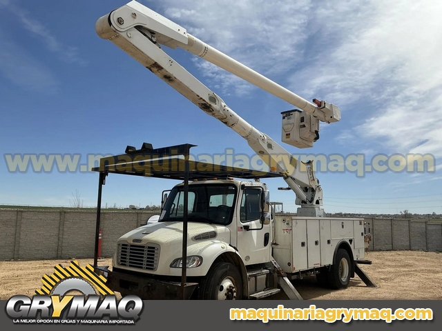 Grua Canastilla Freightliner 2015
