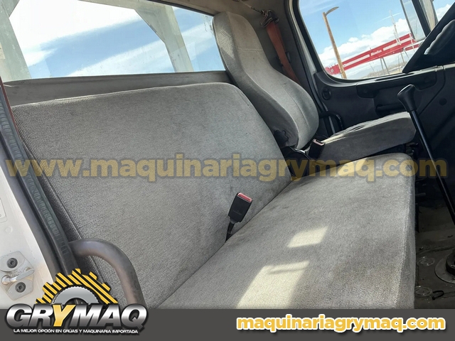 Grua Canastilla Freightliner 2015