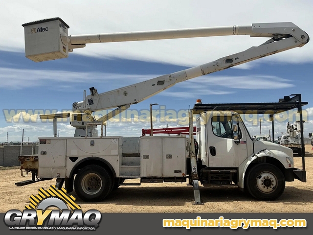 Grua Canastilla Freightliner 2015