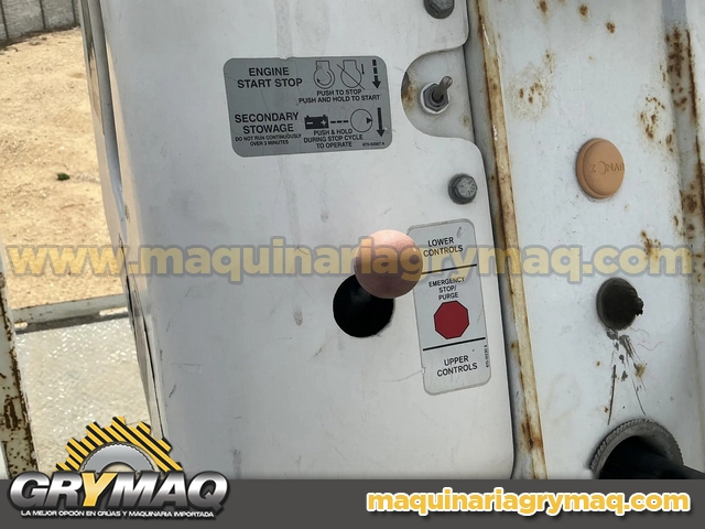 Grua Canastilla Freightliner 2015