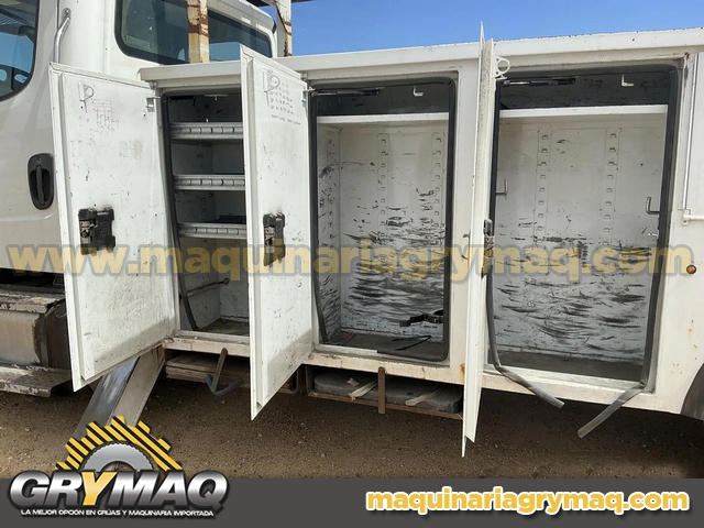 Grua Canastilla Freightliner 2015