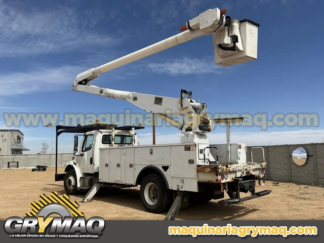 Grua Canastilla Freightliner 2015