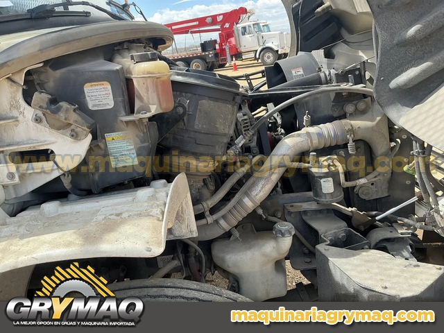 Grua Canastilla Freightliner 2015