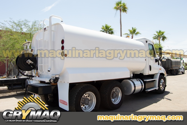 Camion Pipa 15,000 Lts Freightliner Cascadia 2016