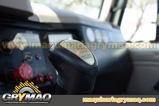 Grua Canastilla International 2000