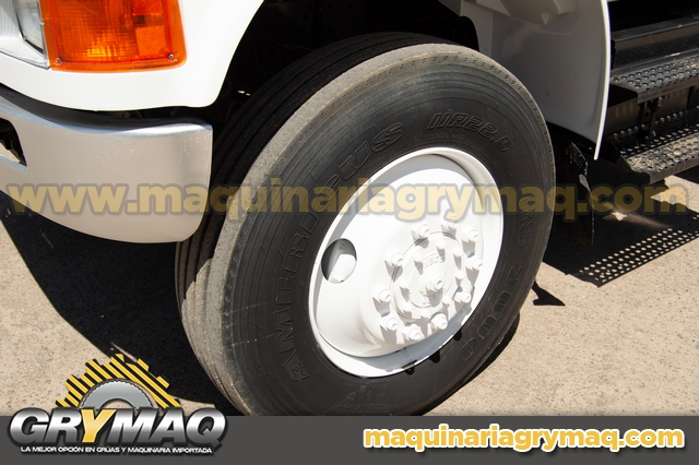 Grua Canastilla International 2000