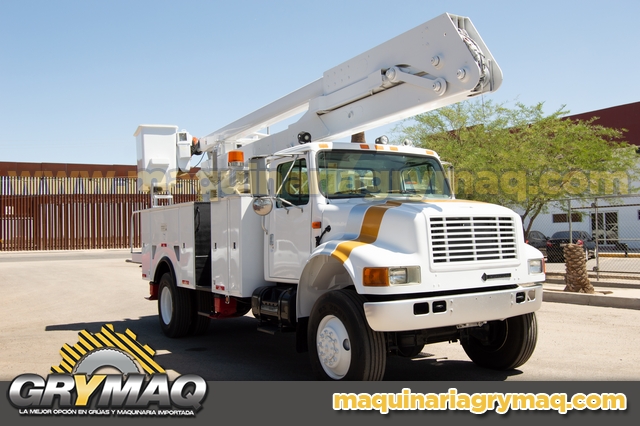 Grua Canastilla International 2000