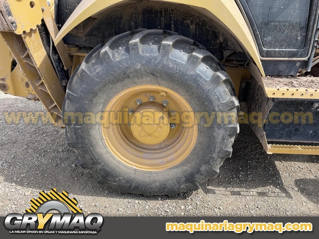 Retroexcavadora CAT 420D 4×4 2022