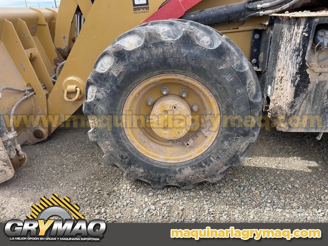 Retroexcavadora CAT 420D 4×4 2022