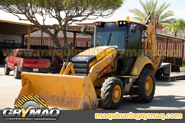 Retroexcavadora CAT 420 4×4 2022