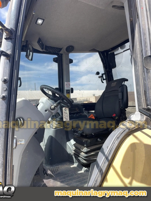 Retroexcavadora CAT 420D 4×4 2022