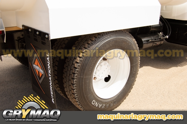 Camion Pipa de Agua 10,000 Lts International 4700 1998