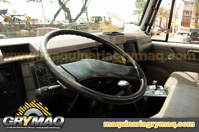 Camion Pipa de Agua 10,000 Lts International 4700 1998