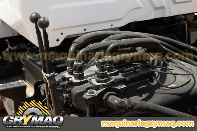 Camion Rolloff International 7500 2008