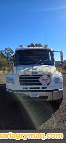 Camion De Servicio Freightliner M2 106 2017