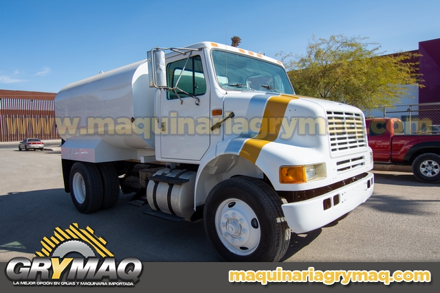 Camion Pipa de Agua 10,000 Lts International 2002