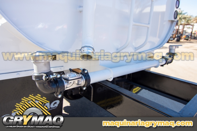 Camion Pipa de Agua 10,000 Lts International 2002