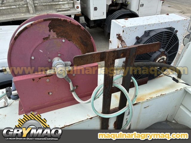Camion de Servicio Intenational DT4900 2000