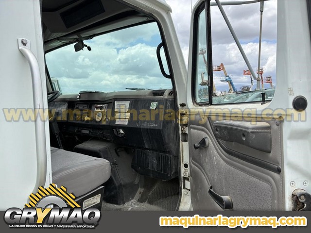 Camion de Servicio Intenational DT4900 2000