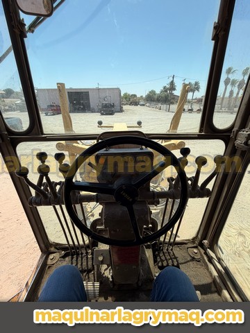 Motoconformadora CAT 140G 1982
