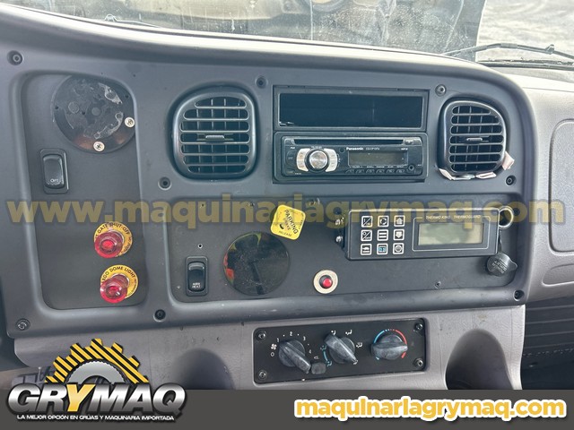 Camion Caja Refrigerada Freightliner M2 2007
